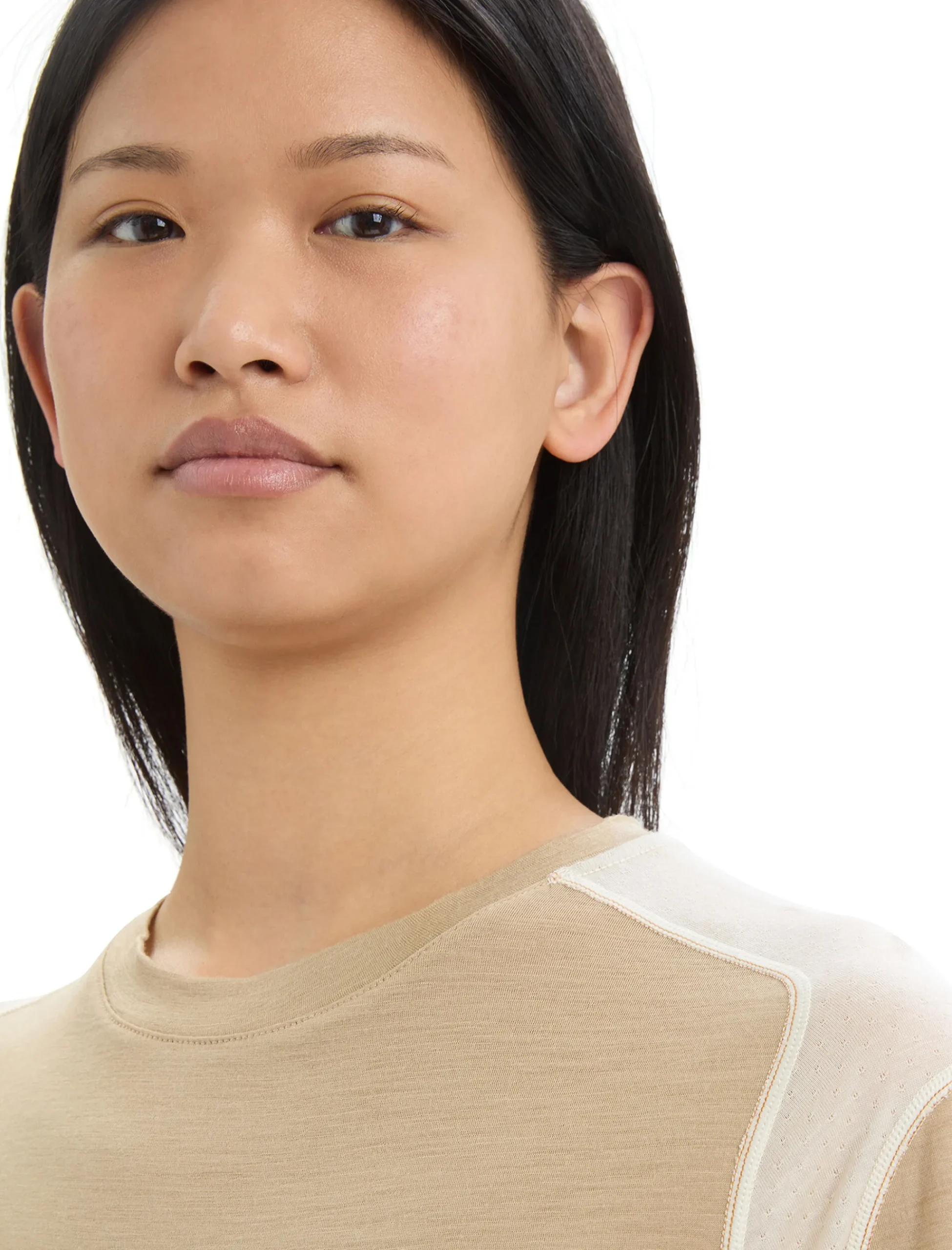 Shop Icebreaker Timberland X Merino Zoneknit™ T-Shirt Damen Sand/Chalk